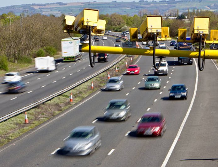 Multa por Excesso de Velocidade: Conheça as Consequências e Como Evitar