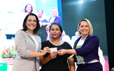 Acre entrega 803 CNHs sociais, anuncia vagas e reforça Detran com novos servidores