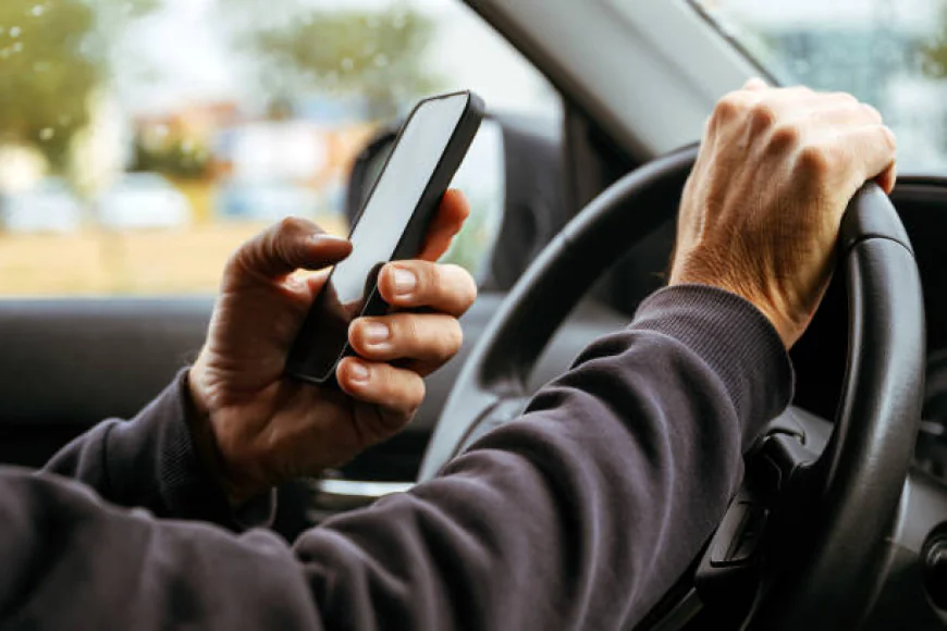 Multa por Uso de Celular ao Volante: Uma Questão de Segurança e Conscientização