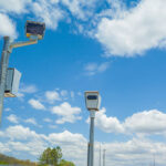 Imagem ilustrativa de um radar de fiscalização de velocidade.